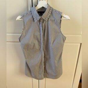 Almost new sleeveless shirt striped grey, size 6